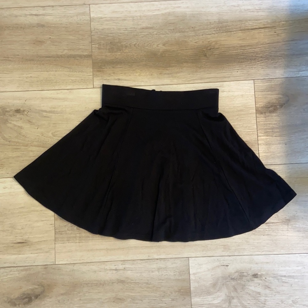 Women’s Black Pleated Skirt